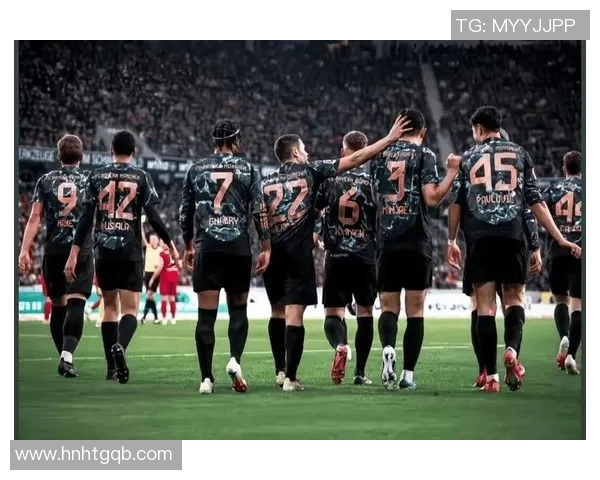 慕尼黑拜仁大胜弗赖堡，五球完胜展示强大实力